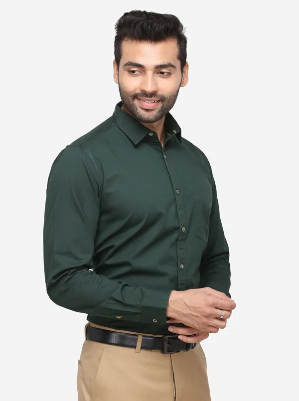 Bottle Green Solid Slim Fit Casual Shirt | JadeBlue