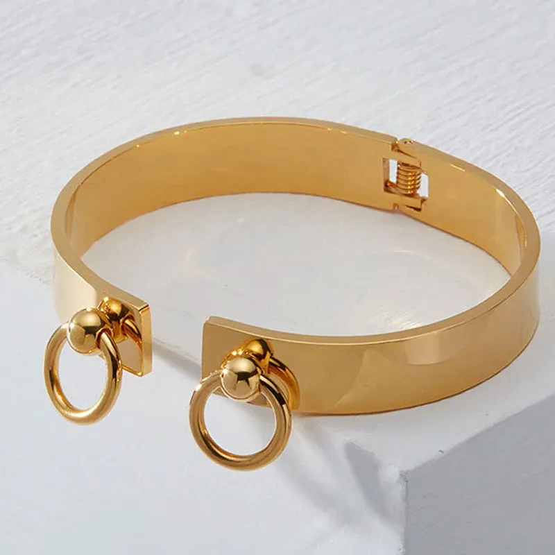CIRQUE OPEN HINGED CUFF BRACELET