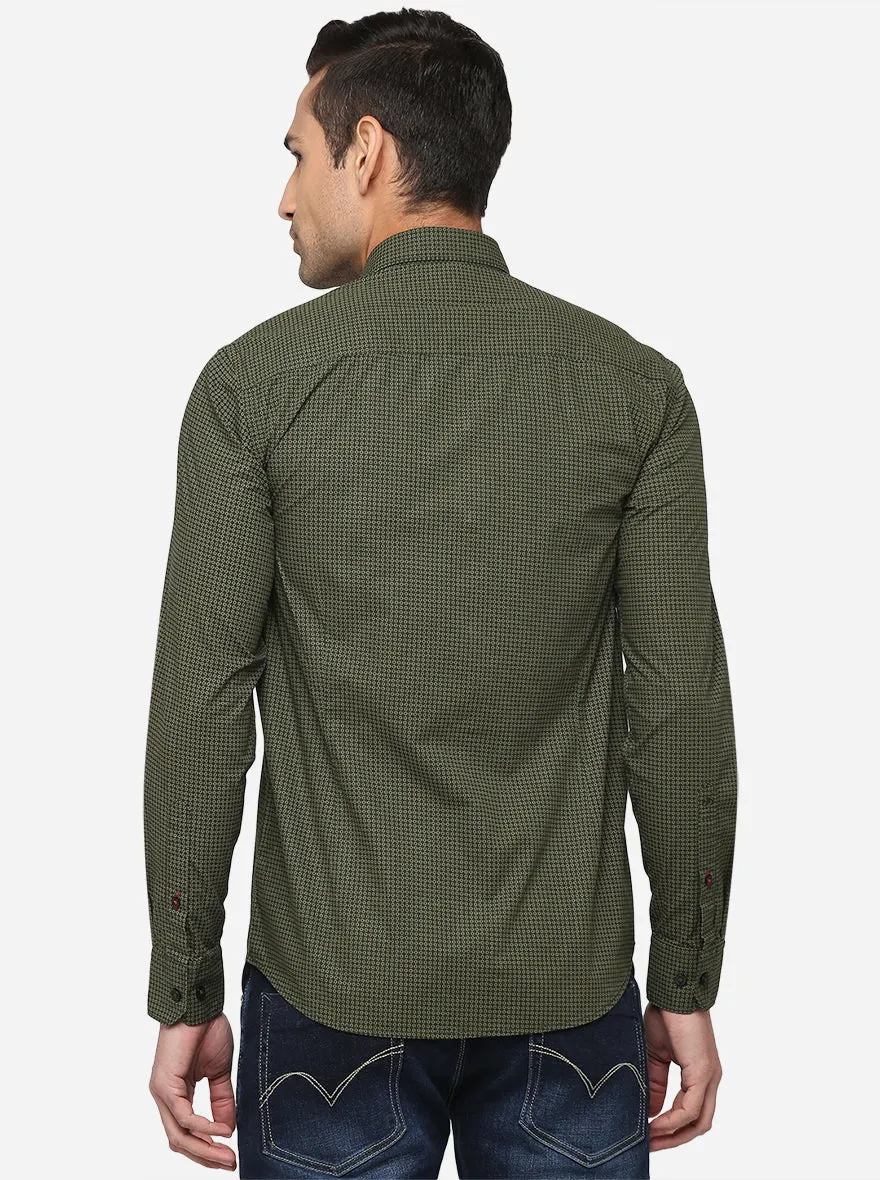 Dark Green Printed Slim Fit Casual Shirt | JadeBlue
