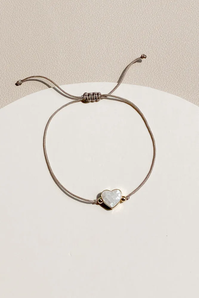 Ema Shell Bracelet