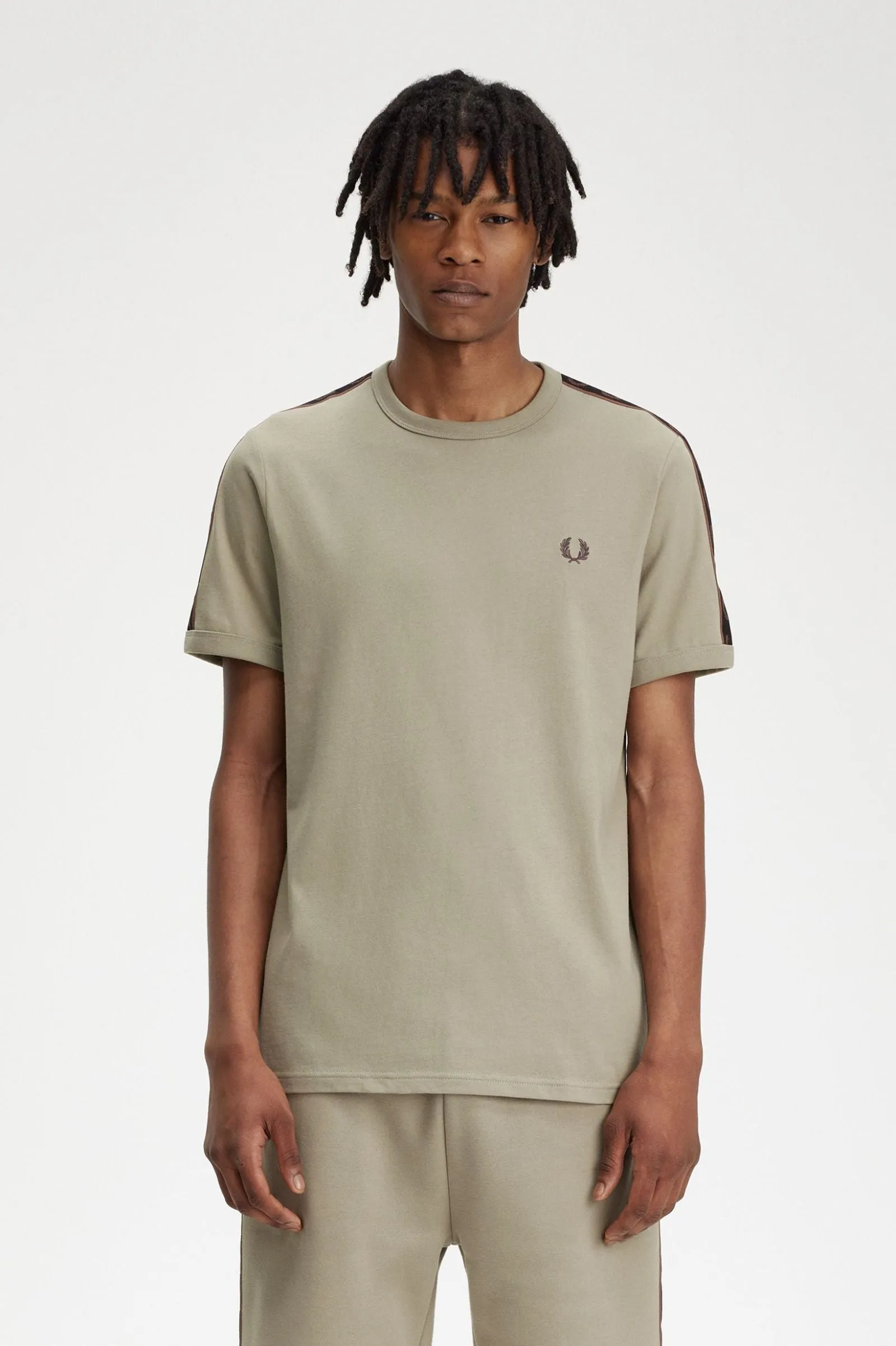 Fred Perry M14613 Contrast Tape Ringer T-shirt U84 Warm Grey/ Brick