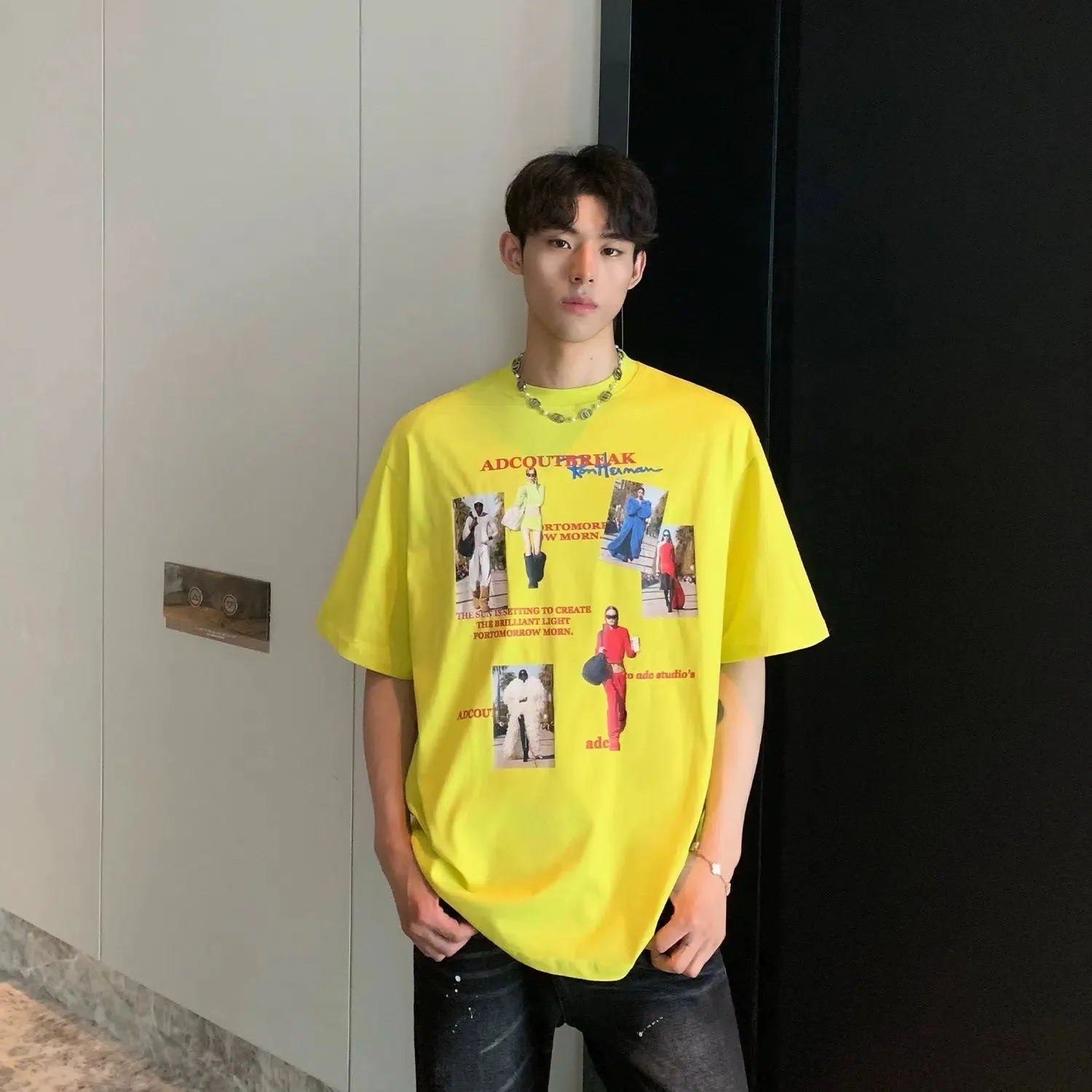 Fun Portrait Print Crew Neck T-shirt