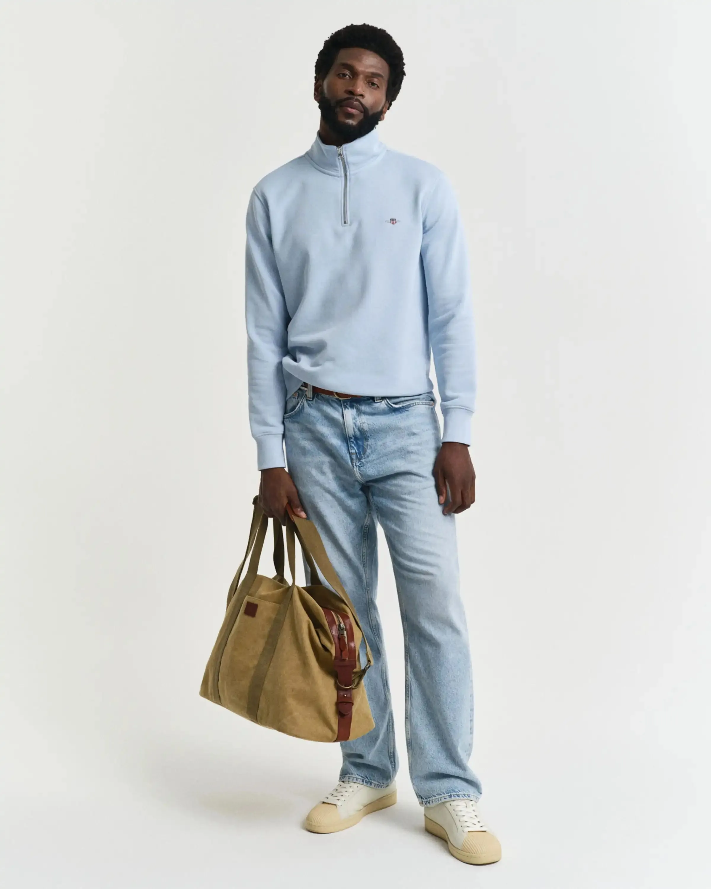 GANT Mens Regular Shield Half Zip Sweatshirt Fresh Blue