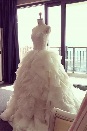 Lace Sweetheart Ball Gown Wedding Dress with Ruffled Organza Skirt