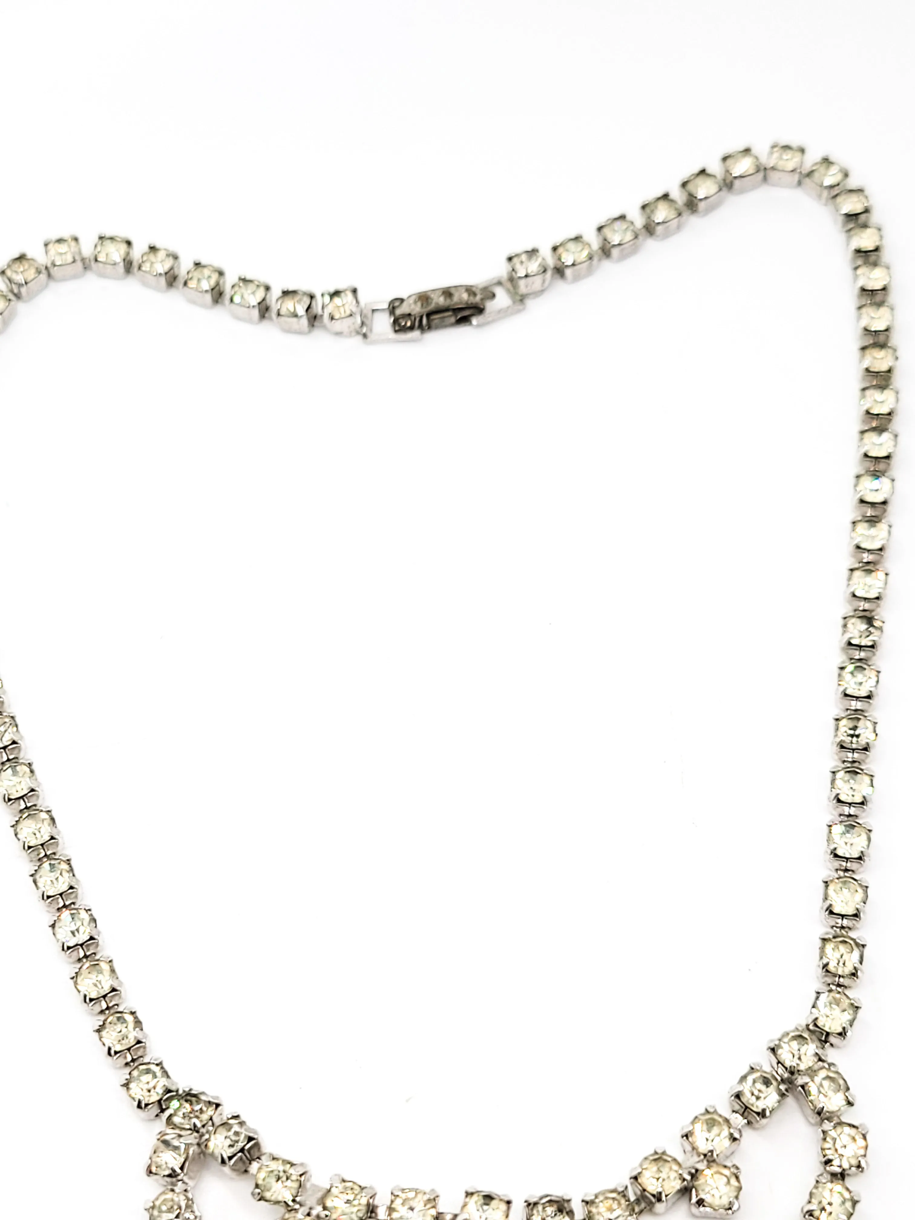 Large Scalloped clear rhinestone vintage bib choker necklace