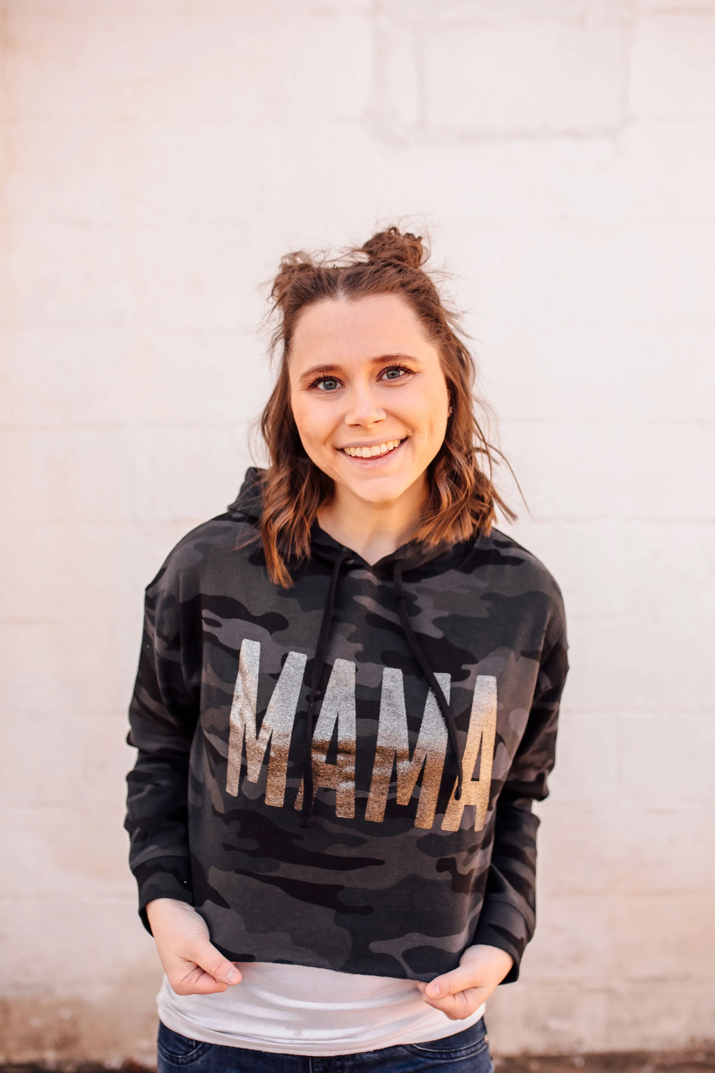 MAMA Bold © Ladies Cropped Hooded Sweatshirt (Black Camo   Black Glitter)