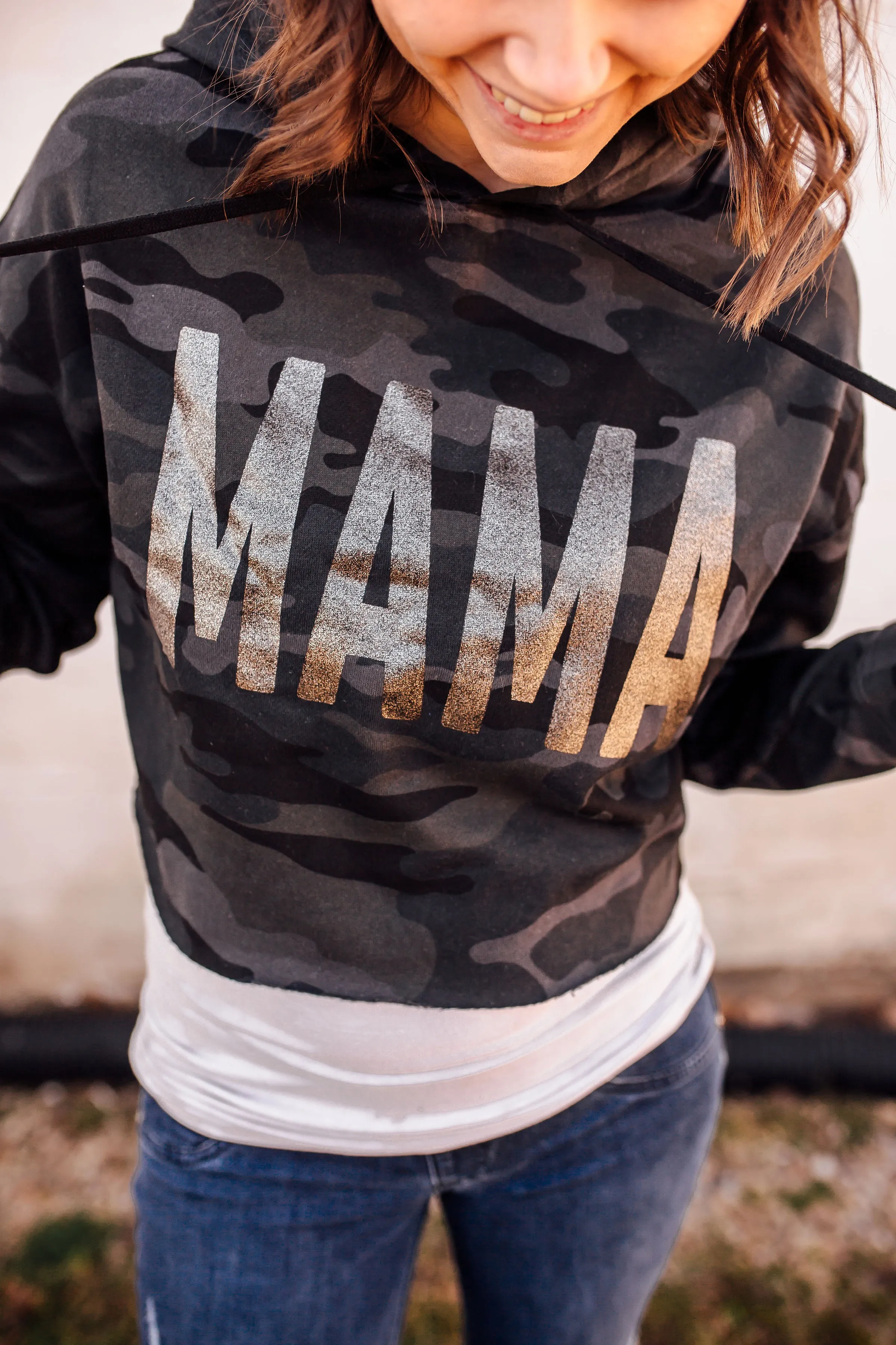 MAMA Bold © Ladies Cropped Hooded Sweatshirt (Black Camo   Black Glitter)
