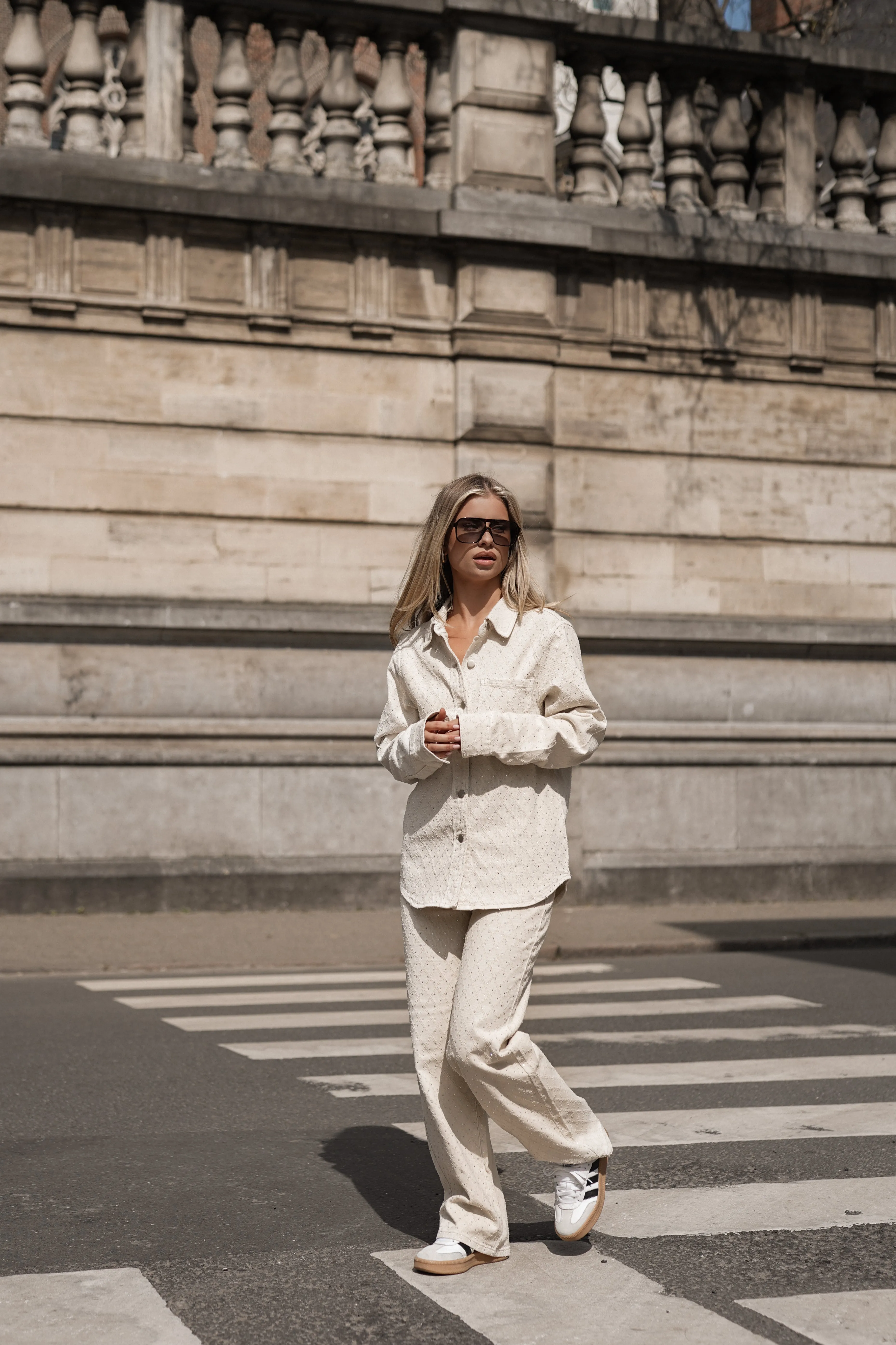 Oversized denim jacket met strass beige - Taylor
