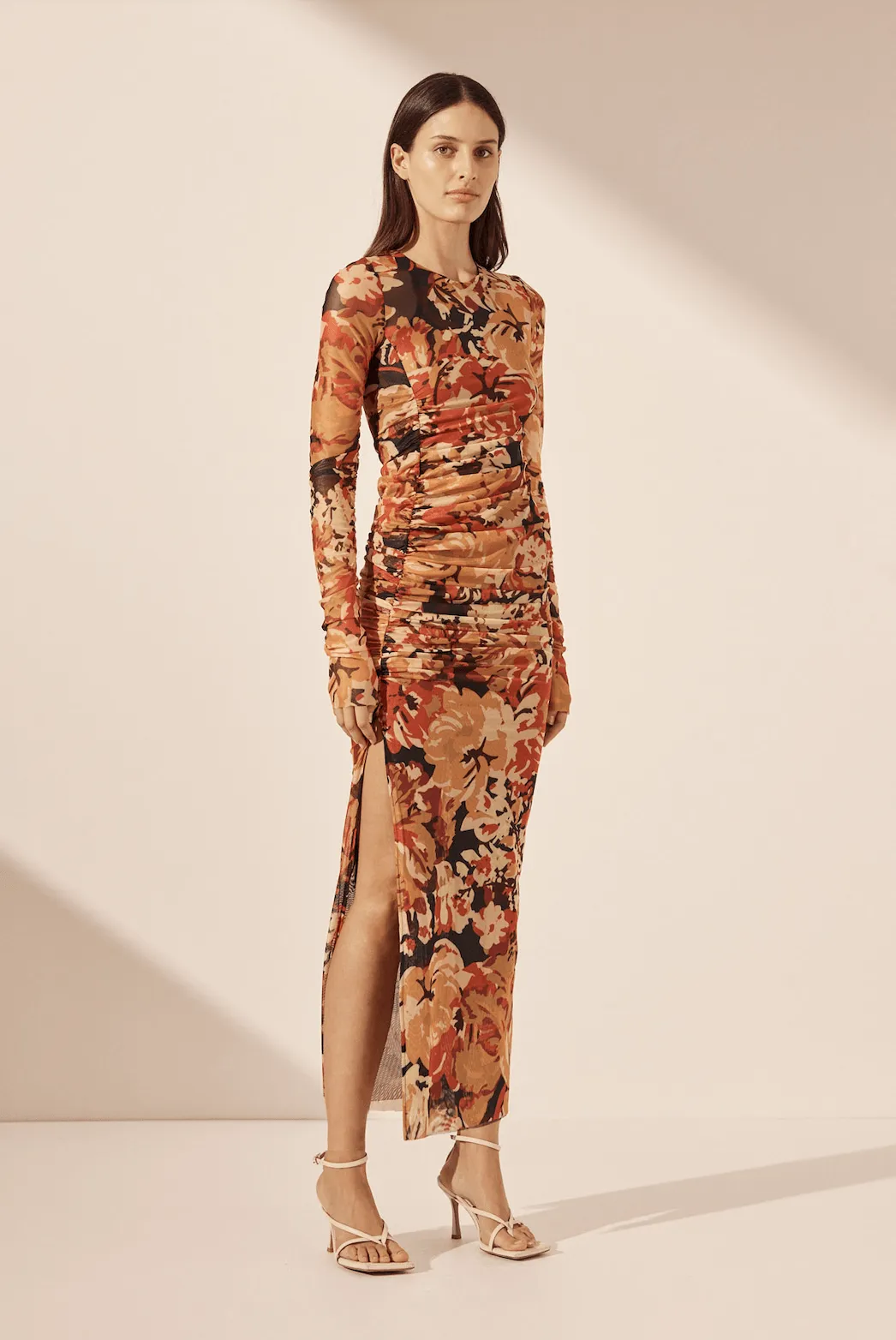 SHONA JOY Rubi Long Sleeve Gathered Midi Dress - Tangerine/Multi