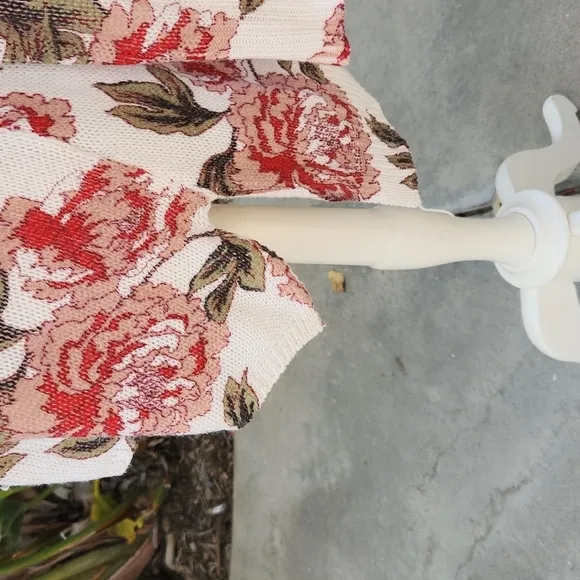 Show Me Your Mumu Bonfire Oversized Floral Rose Sweater small