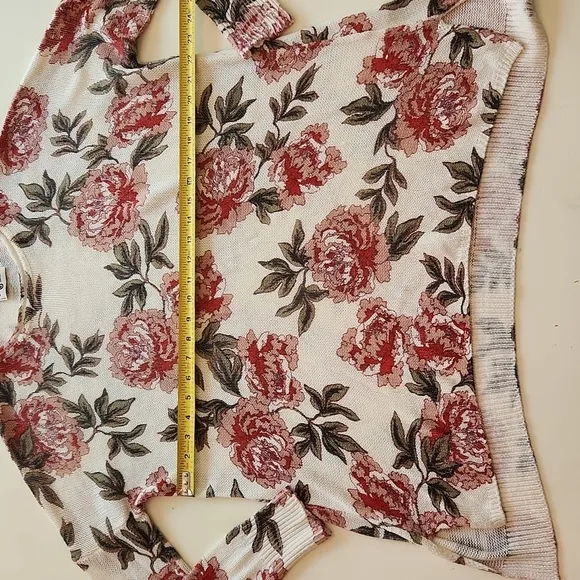 Show Me Your Mumu Bonfire Oversized Floral Rose Sweater small