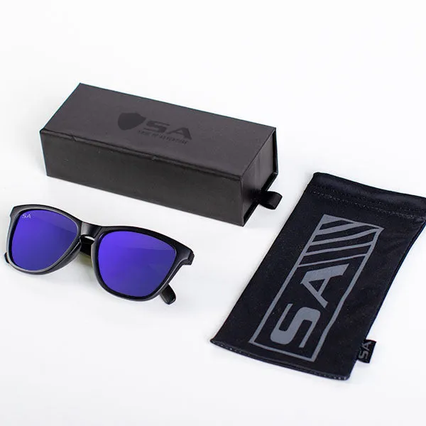 SNAPBACK   SUNGLASSES