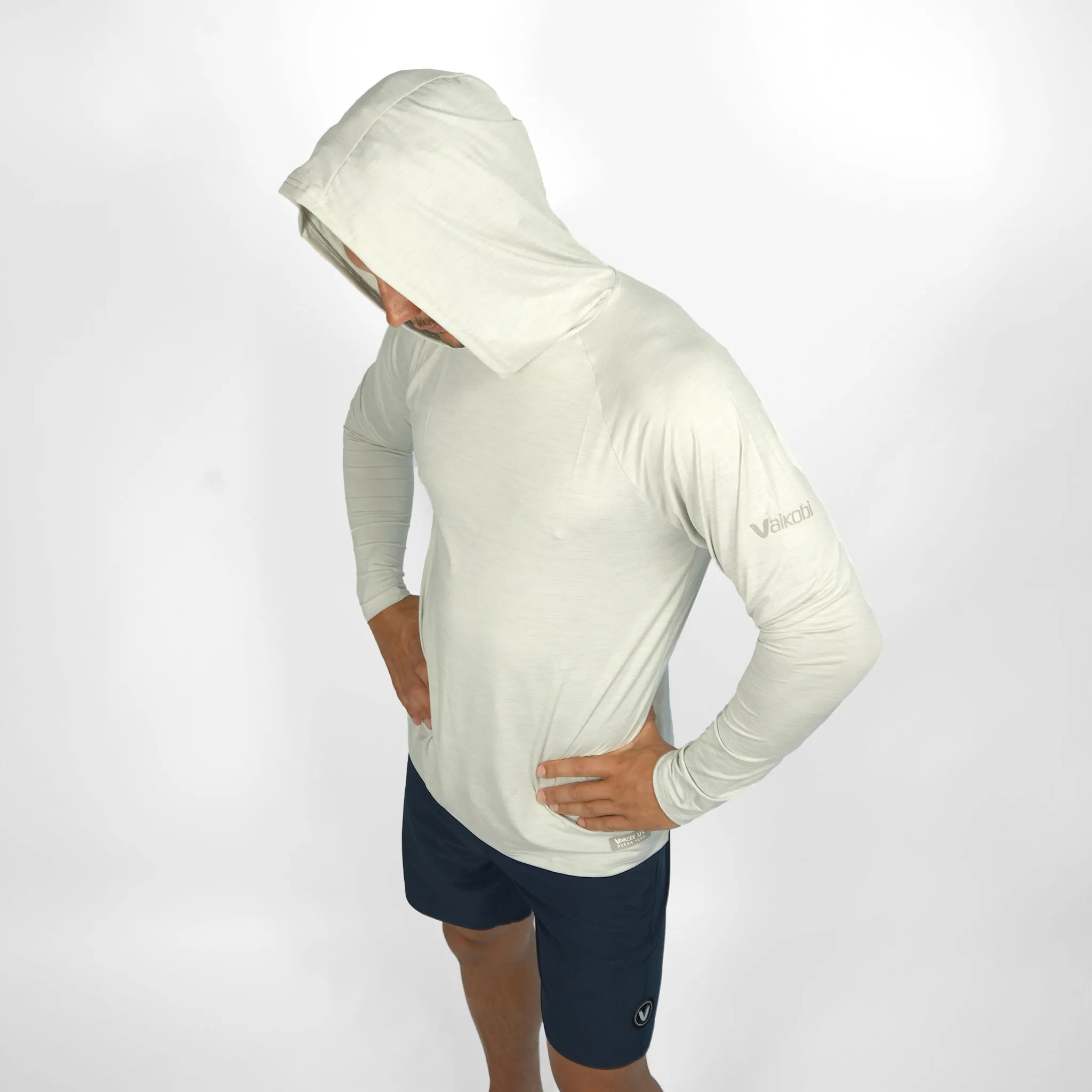 VAIKOBI UV PERFORMANCE HOODED TECH TOP - SILVER