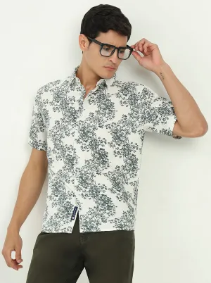 White & Green Printed Slim Fit Casual Shirt | Greenfibre