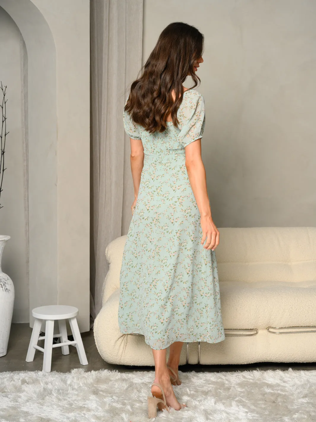 WOMEN'S FLORAL PRINT SHORT SLEEVE SMOCKED BODICE MIDI DRESS